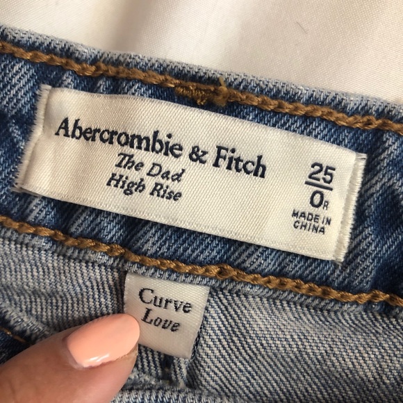 A&F Abercrombie and Fitch Dad Jeans - Picture 4 of 5